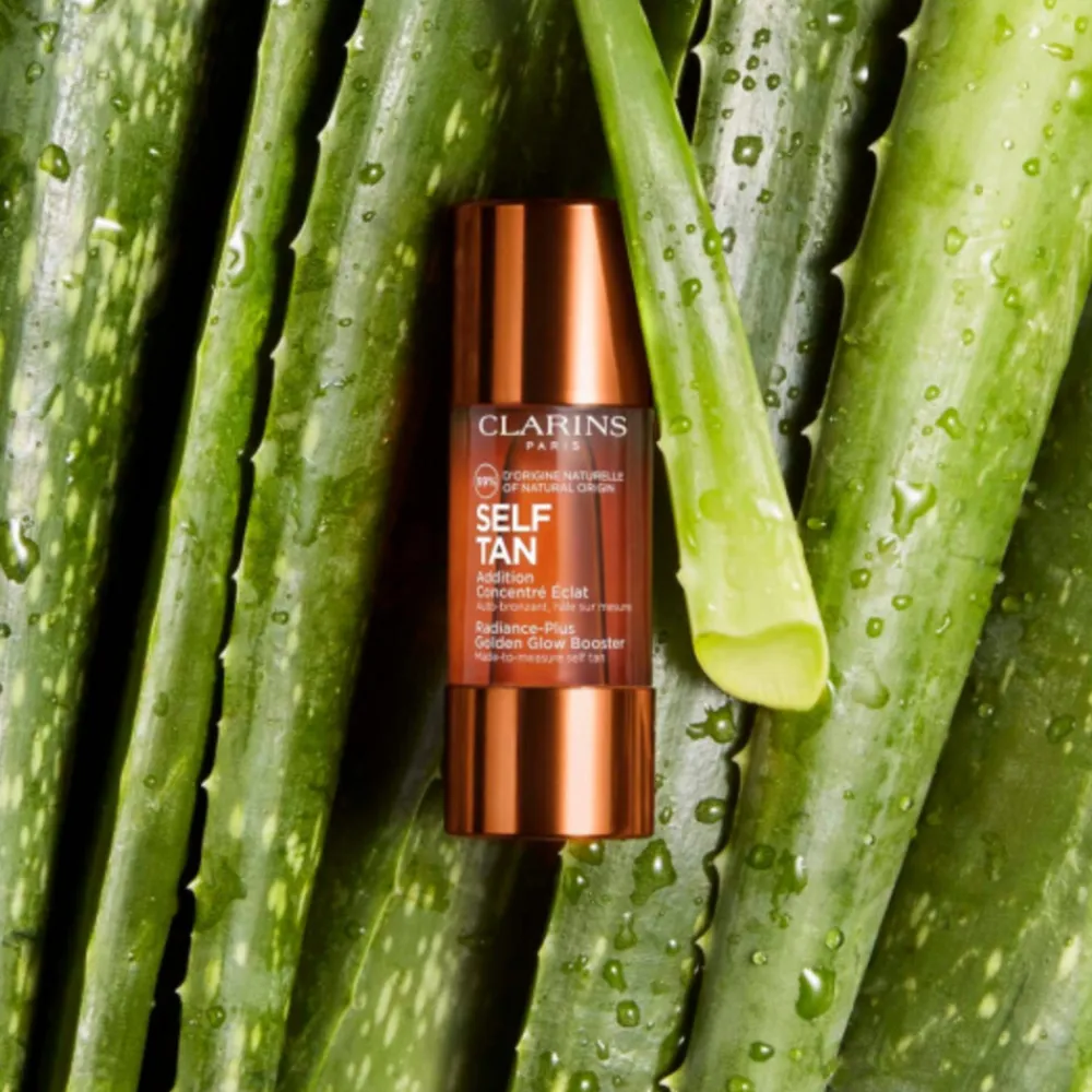 Clarins Self Tan Radiance-plus Golden Glow Booster For Face 15 ml