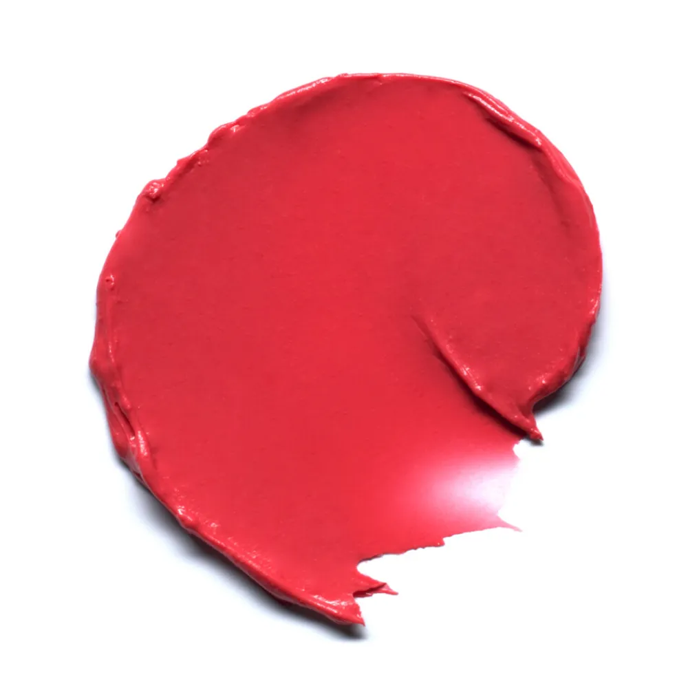 essence Heart Core Fruity Lip Balm 02 Sweet Strawberry 3 gr