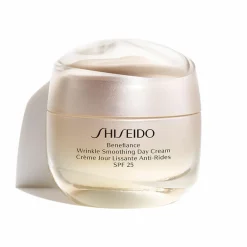 Shiseido Benefiance Wrinkle Smoothing Day Cream SPF25 50 ml