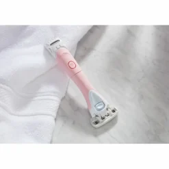 Heren Wilkinson Intuition Complete Bikini Scheermes en Trimmer