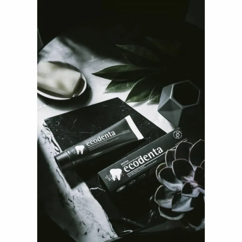 Ecodenta 4x Tandpasta Extra Whitening Black Houtskool 100 ml