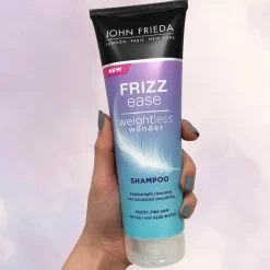 John Frieda 4x Weightless Wonder Shampoo 250 ml