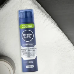 Heren NIVEA Men 6x Scheerschuim Protect & Care Hydraterend 250 ml